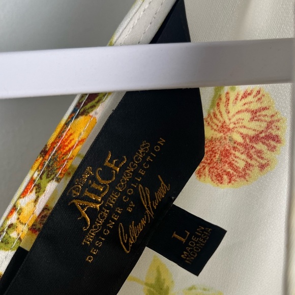 Disney Alice Through the Looking glass cold shoulder dress size large - Picture 4 of 5